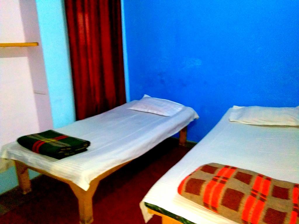 Yogi Lodge Varanasi Eksteriør bilde